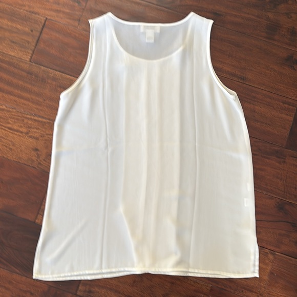 LOFT | Women's White Sleeveless Top pleated front - Picture 10 of 11